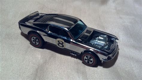 hot wheels 1968 over chrome mustang